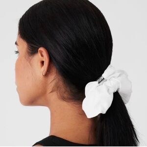 Elegant White Hair Scrunchie